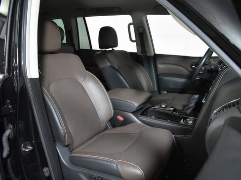 Used 2023 INFINITI QX80 Premium Select w/ All-Season Package image 40