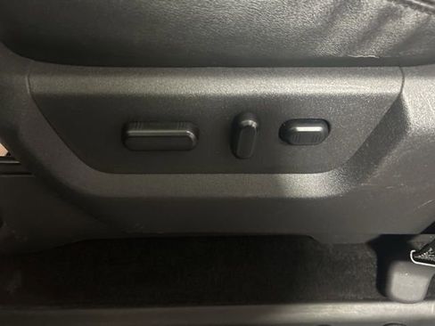 Used 2015 Ford F250 Platinum image 25