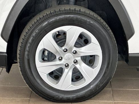 Certified 2023 Toyota RAV4 LE image 26