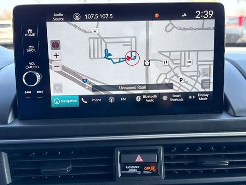 Used 2023 Honda Pilot Elite image 32