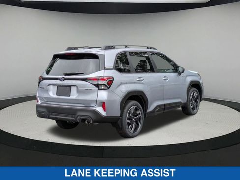 Used 2025 Subaru Forester Limited image 4