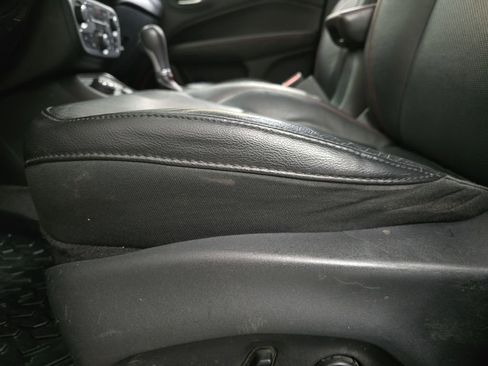 Used 2018 Jeep Compass Trailhawk w/ Leather Interior Group image 31