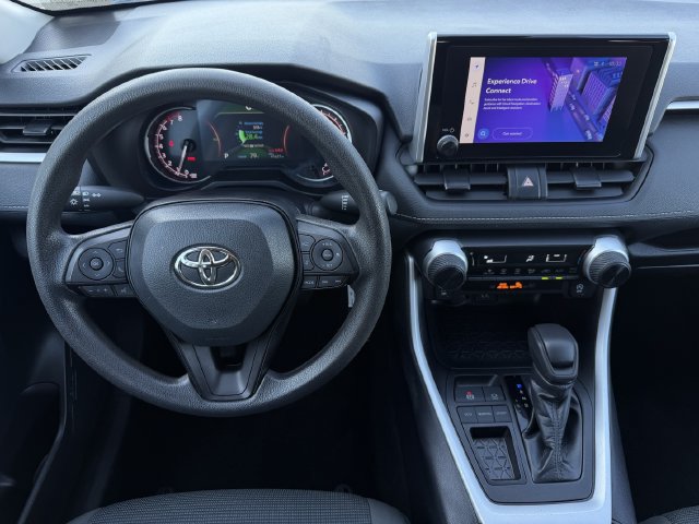 Used 2024 Toyota RAV4 LE FWD image 13