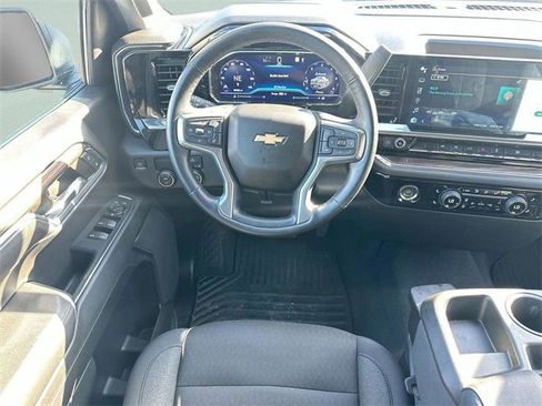 Used 2023 Chevrolet Silverado 1500 LT image 11