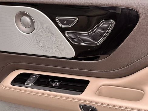 Used 2024 Lincoln Aviator Reserve w/ Equipment Group 201A image 28