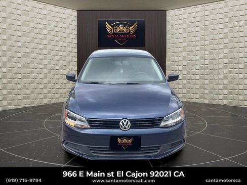 Used 2011 Volkswagen Jetta S image 3