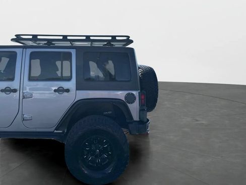 Used 2013 Jeep Wrangler Unlimited Rubicon AWD/4WD image 11