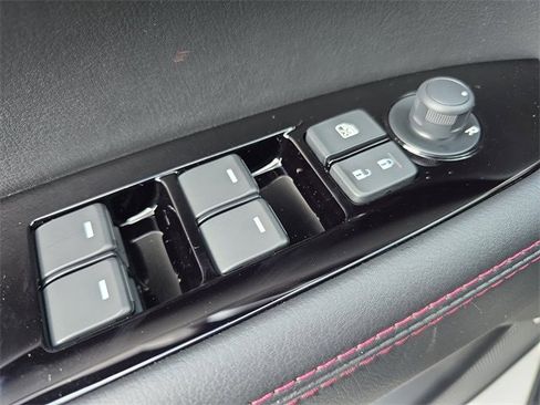 Used 2025 MAZDA CX-5 Carbon Edition image 29