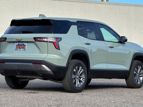 New 2026 Chevrolet Equinox LT image 4