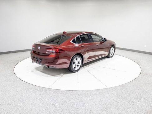 Used 2020 Buick Regal Preferred image 29