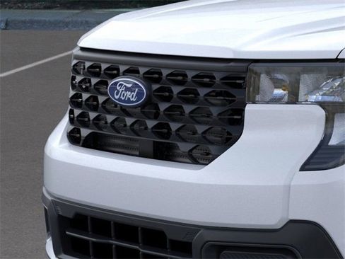 New 2025 Ford Maverick XLT w/ 4K Tow Package image 18