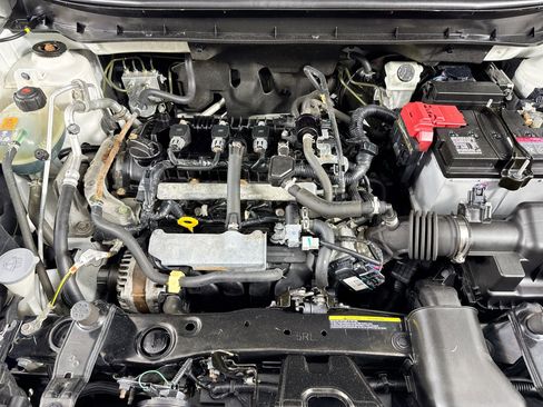 Used 2023 Nissan Kicks S FWD image 14