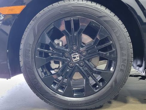 Certified 2025 Honda Odyssey Sport-L image 9