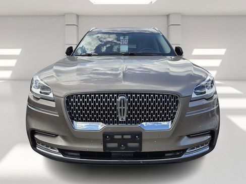 Used 2020 Lincoln Aviator Reserve w/ Equipment Group 202A AWD/4WD image 2