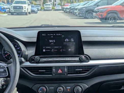 Used 2024 Kia Forte LXS FWD image 16