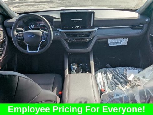 New 2026 Ford Explorer Platinum RWD image 16
