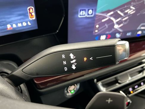 New 2026 Chevrolet Traverse Z71 w/ Enhanced Driving Package image 18