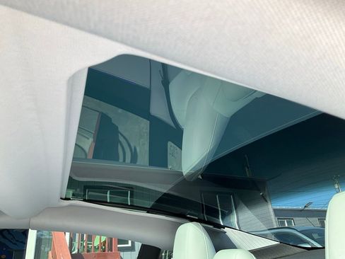 Used 2024 Tesla Model 3 Long Range image 30