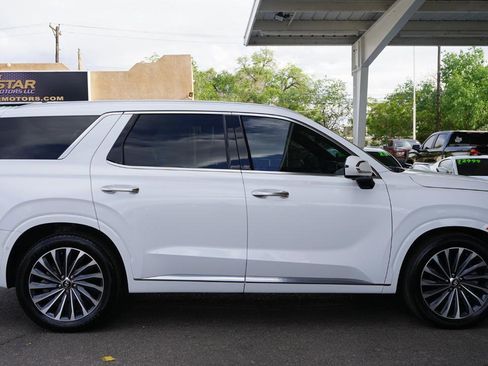 Used 2025 Hyundai Palisade Calligraphy AWD/4WD image 2