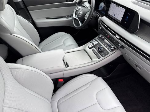 Used 2024 Hyundai Palisade SEL image 18