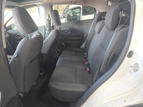 Used 2022 Honda HR-V EX image 5