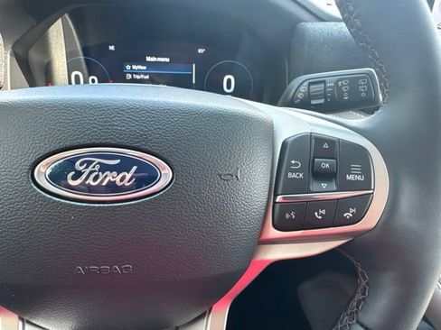 New 2026 Ford Explorer Active w/ Active Comfort Package AWD/4WD image 24