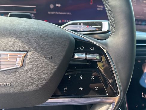 Used 2025 Cadillac Escalade IQ Luxury 1 image 19