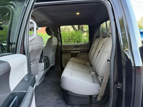 Used 2016 Ford F150 XLT w/ Equipment Group 302A Luxury image 37