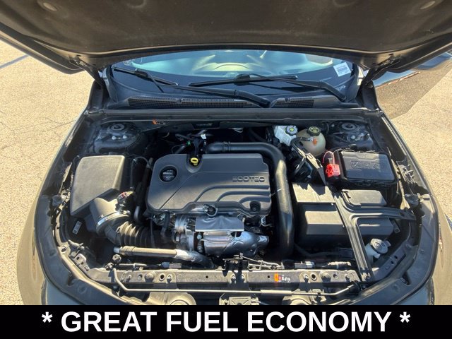 Used 2023 Chevrolet Malibu LT FWD image 17