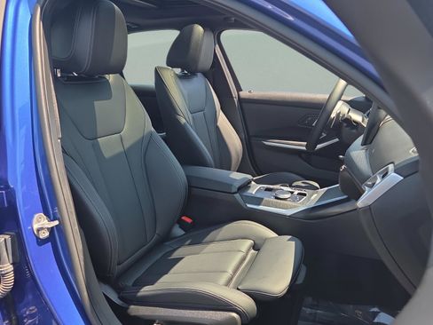 Certified 2025 BMW 330i Sedan w/ M Sport Package image 18