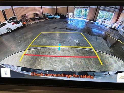 Used 2025 Toyota Tacoma TRD Off-Road image 29