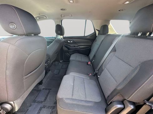 Certified 2020 Chevrolet Traverse LS image 33