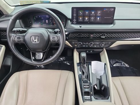 Certified 2024 Honda Accord EX-L image 10