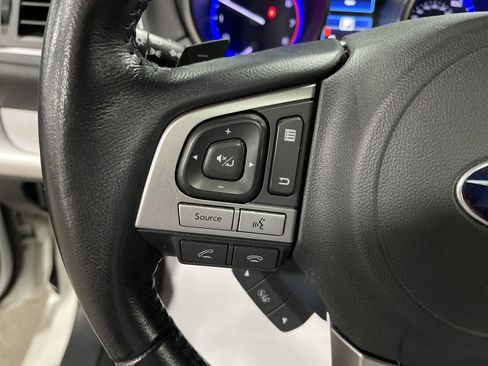 Used 2016 Subaru Legacy 2.5i Premium w/ Moonroof Package image 17