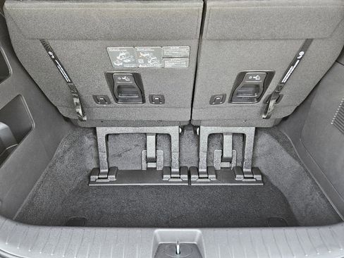 New 2026 Kia Carnival LXS image 22