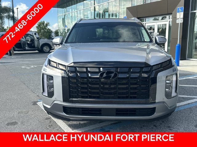Used 2024 Hyundai Palisade Limited AWD/4WD image 3