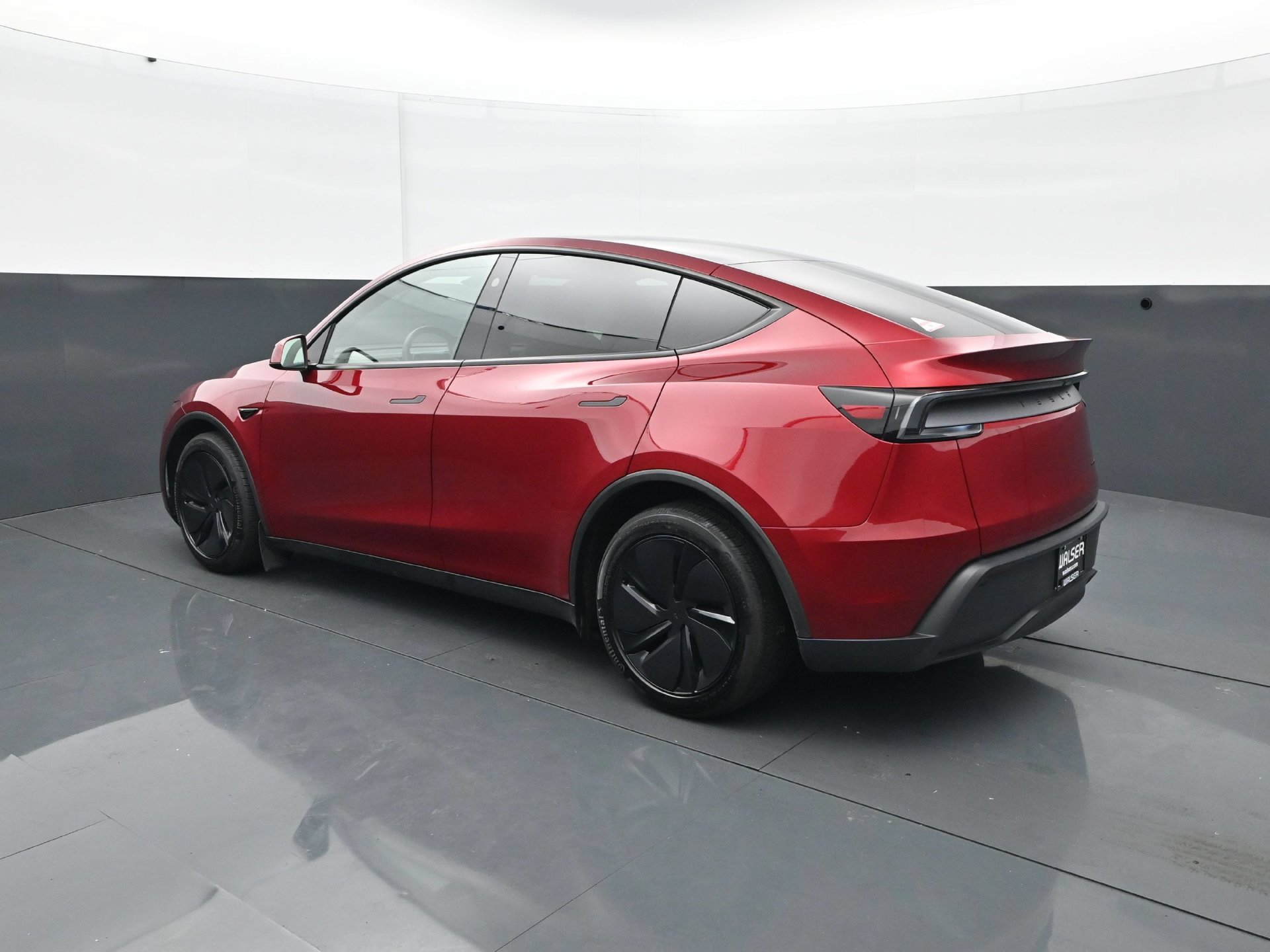 Used 2026 Tesla Model Y AWD image 4
