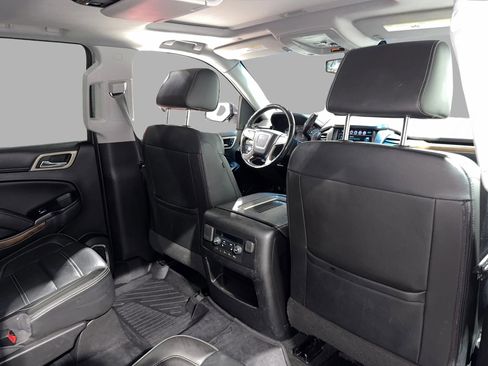 Used 2018 GMC Yukon XL Denali w/ Open Road Package image 32