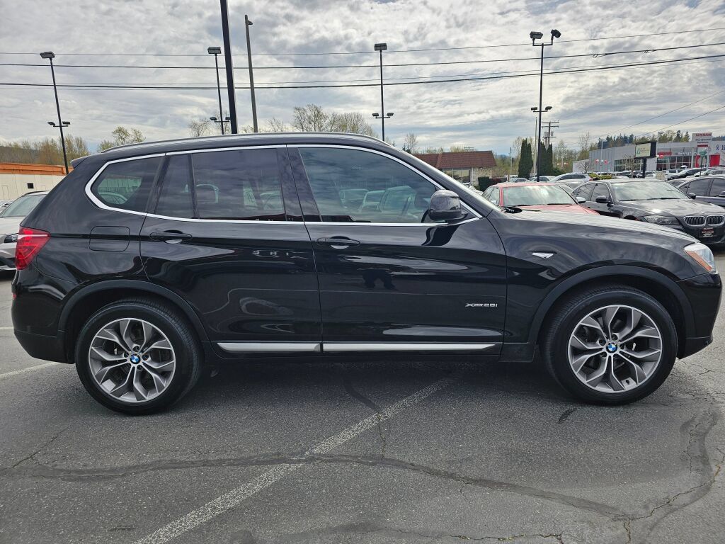 Used 2017 BMW X3 xDrive28i AWD/4WD image 6