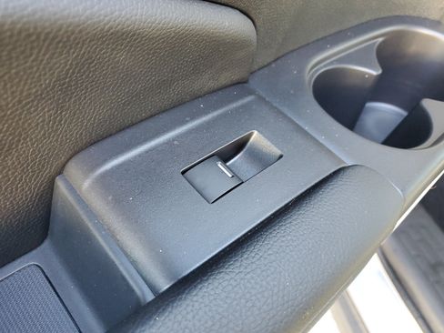 Used 2021 Honda Pilot EX image 16