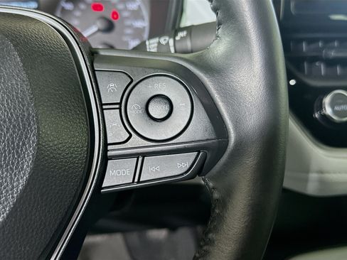 Used 2025 Toyota Corolla SE FWD image 17