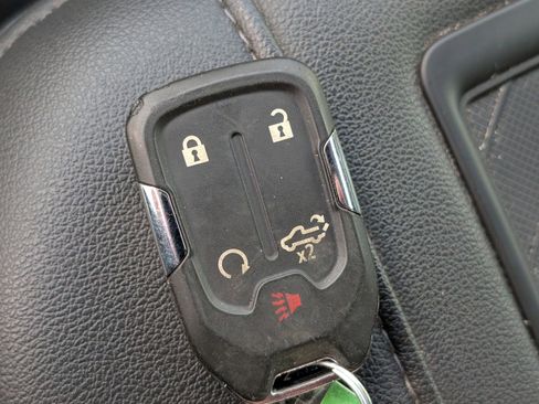 Used 2021 GMC Sierra 1500 SLT w/ SLT Premium Package image 28