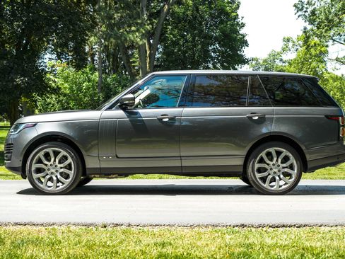 Used 2018 Land Rover Range Rover Long Wheelbase Supercharged AWD/4WD image 8