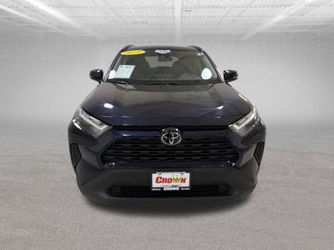 Used 2024 Toyota RAV4 XLE AWD/4WD image 2