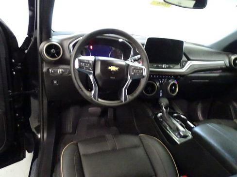 Certified 2024 Chevrolet Blazer Premier AWD/4WD image 5
