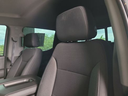 Used 2022 Chevrolet Silverado 1500 LT w/ All Star Edition Plus RWD image 18