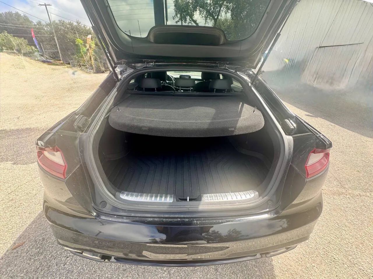 Used 2020 Kia Stinger GT-Line RWD image 18
