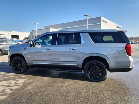 New 2026 GMC Yukon XL Elevation image 8