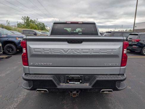 Used 2023 Chevrolet Silverado 1500 Custom Trail Boss AWD/4WD image 10