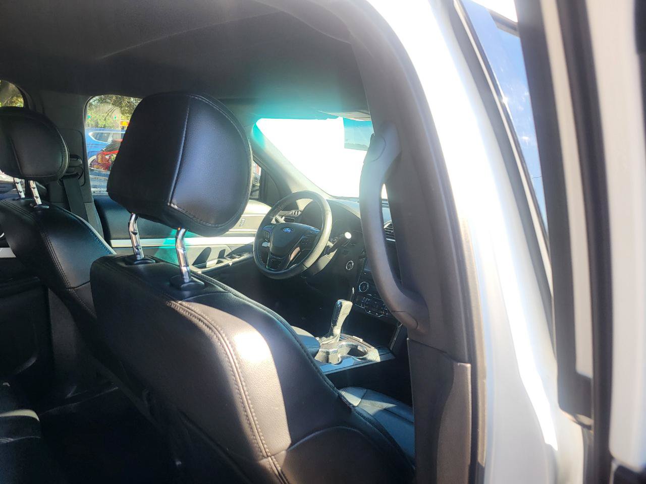 Used 2016 Ford Explorer XLT w/ Equipment Group 202A FWD image 20